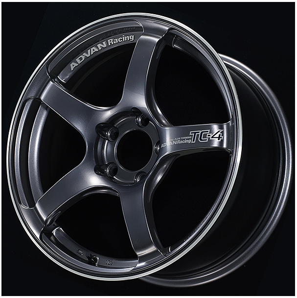 Rueda desplazada Advan TC-4 17x8" 5x114.3 +54